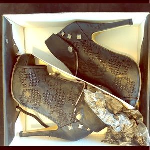 Iron Fist Ruff Rider Booties